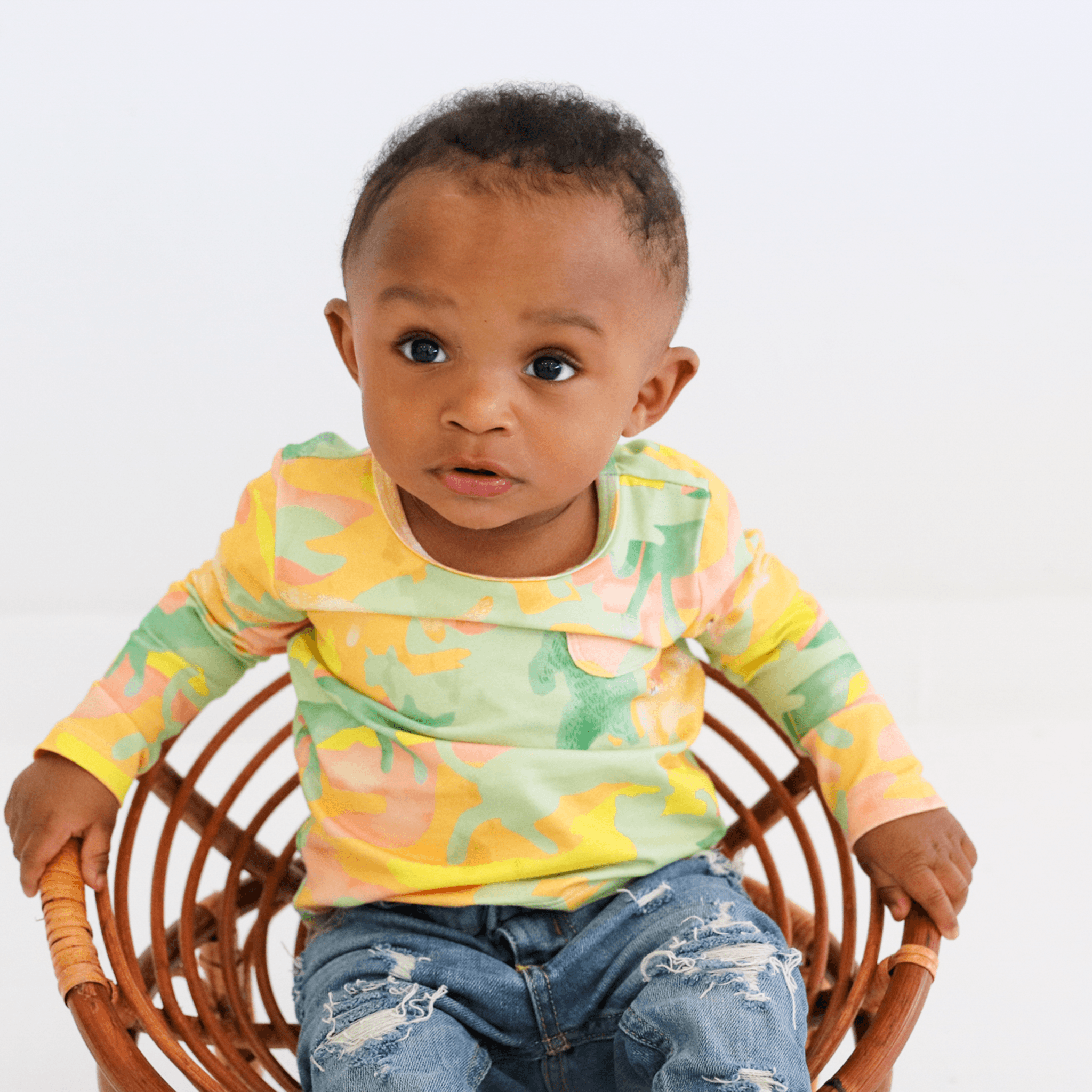 Anise & Ava's exclusive hand drawn art, eco friendly printed on our softest cotton. Every artwork is designed and made into core pieces for siblings to match. All our prints are made for boys & girls, babies to small kids. 