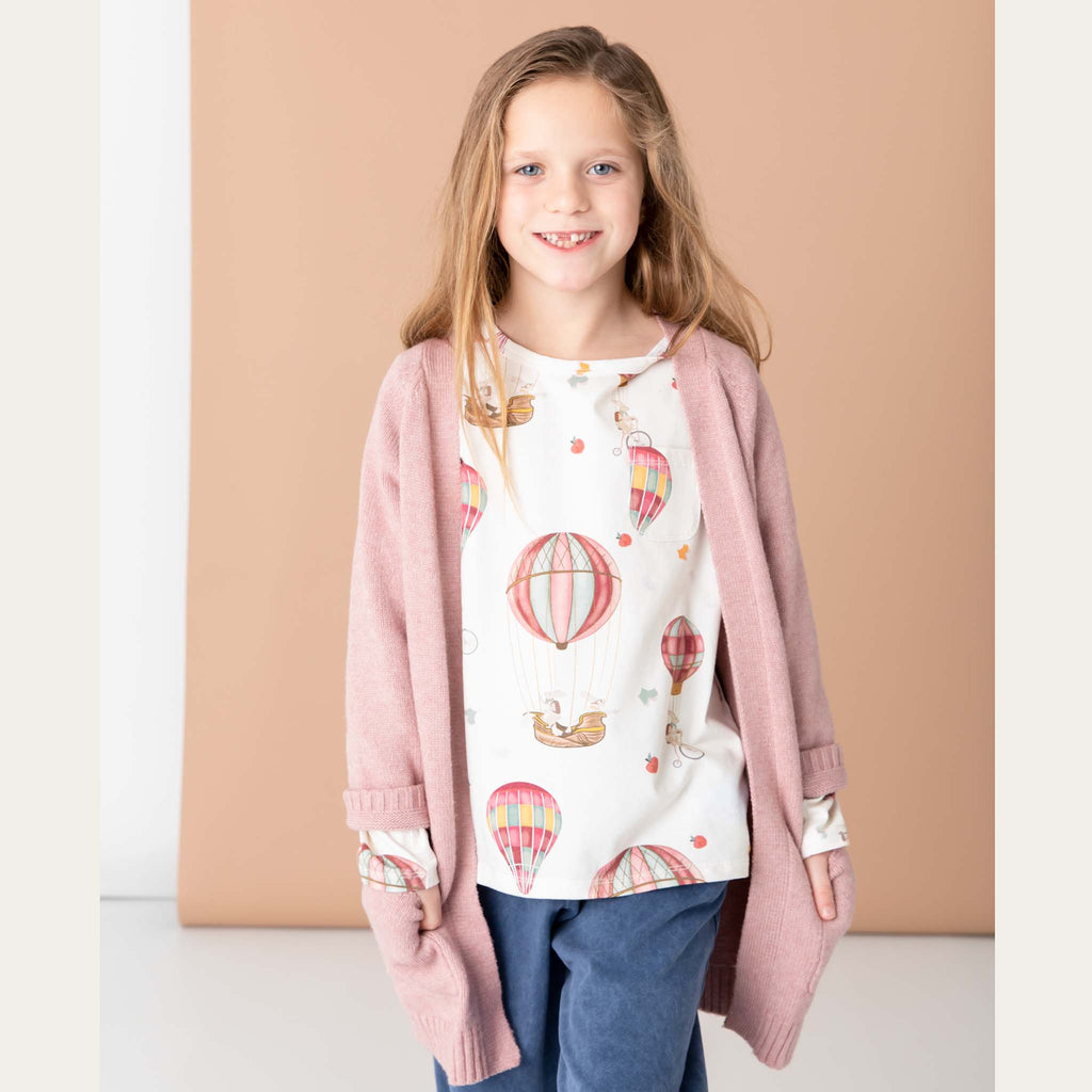 Anise & Ava long sleeves printed kids' tee. Gender fluid eco friendly printed with hot air balloons for back to school. 