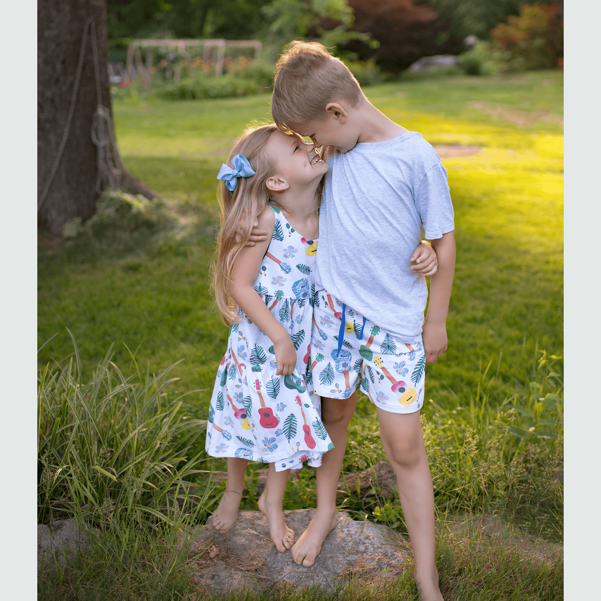 Anise & Ava genderless hand drawn exclusive artwork eco friendly printed on luxury cotton. Anise & Ava short sleeves pocket tee made to match with siblings' styles of baby romper, baby onesie, and kids' dresses or shorts. 