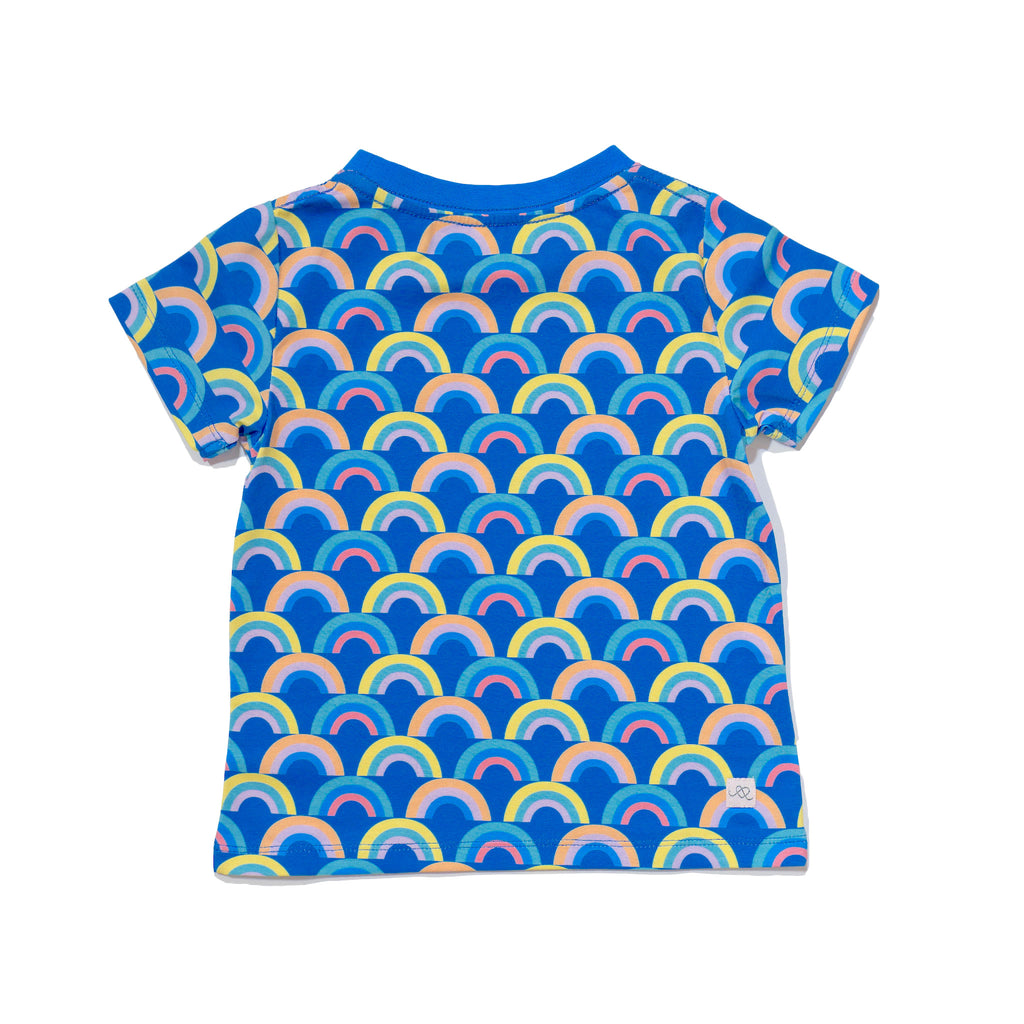 kids' knit tee back in Rainbow print, matching with mommy & me and daddy & me outfits.